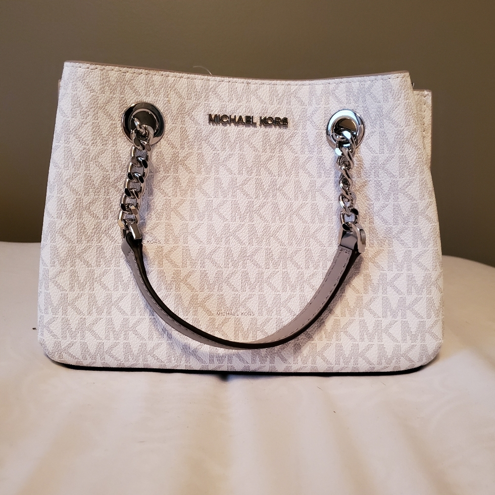 Michael Kors crossbody